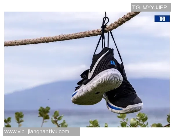 杜克大学女篮发布专属配色Kobe5PE牌面拉满引发球迷热议