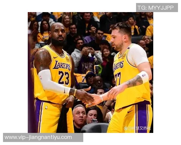 詹姆斯即将复出助力湖人未来一周迎战爵士两场关键对决 詹姆斯即将复出助力湖人未来一周迎战爵士两场关键对决