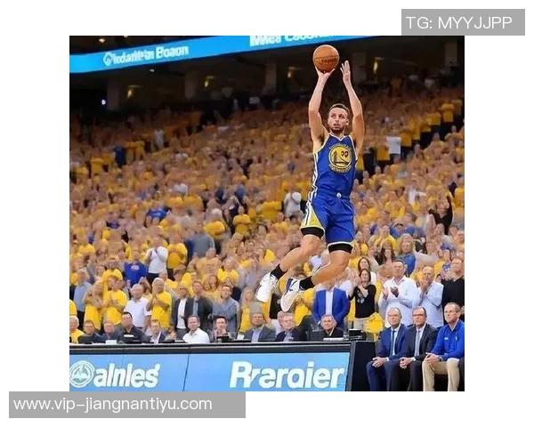 JR史密斯盛赞库里为历史最佳控卫退役后或成NBA前五球员