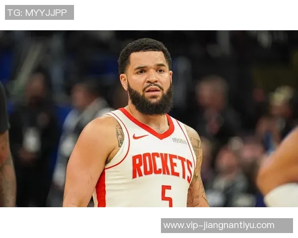 小卡表现起伏不定17投9中斩获22分8篮板6助攻三分球全失落空 小卡表现起伏不定17投9中斩获22分8篮板6助攻三分球全失落空