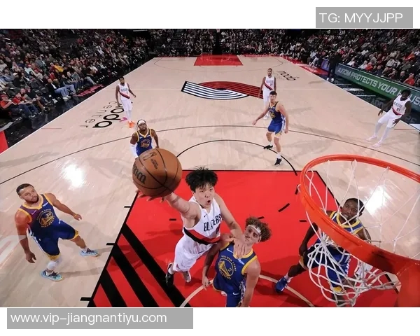 解说：斯普利特为何让杨瀚森蹲底角三分能力不足影响空间利用