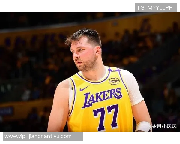 老詹如何适应新环境东契奇赞其经验丰富无可替代 老詹如何适应新环境东契奇赞其经验丰富无可替代