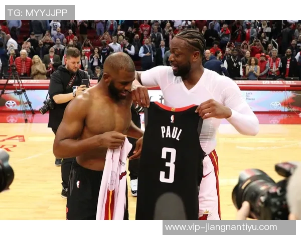 韦德谈保罗角色：更衣室问责者的双刃剑与告密者的误解